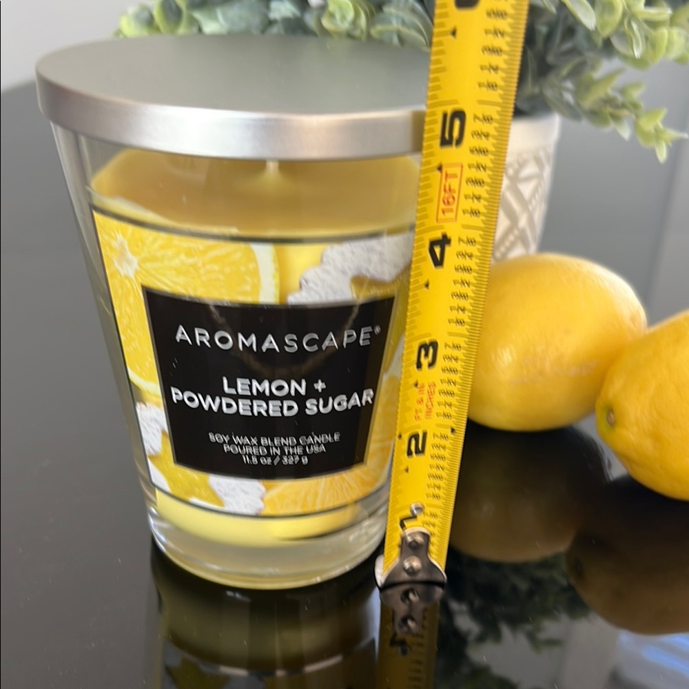 Chesapeake Bay Aromascape Lemon + Powdered Sugar Single Wick Candle 11.5 oz - Picture 9 of 9